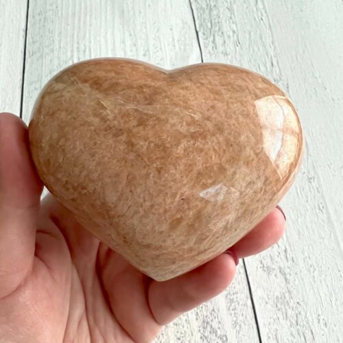 Peach Moonstone Heart - No. 32 - Yatzuri Shop