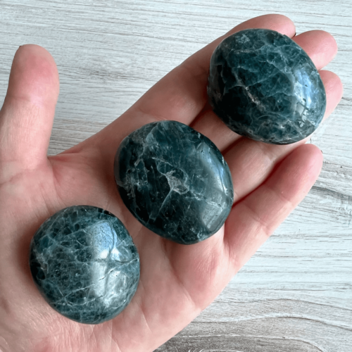 Blue Apatite Palm Stones - No. 35 - Yatzuri Shop