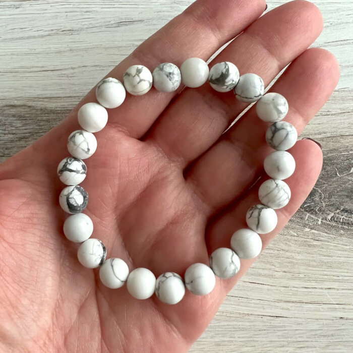 White Howlite Bracelet - No. 20 - Yatzuri Shop