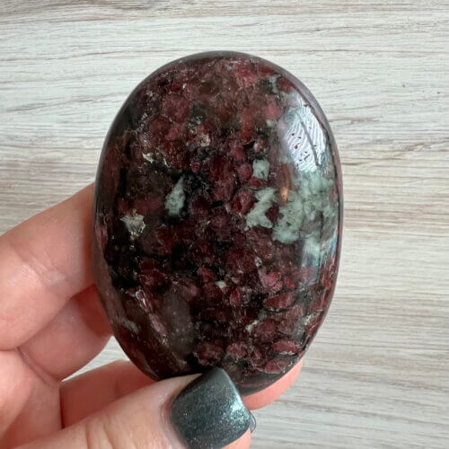 Eudialyte Palm Stone - No. 45 - Yatzuri Shop